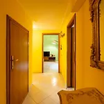 Apartman Con Terrazza Nel Centro Di