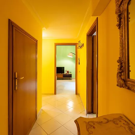 Appartamento Con Terrazza Nel Centro Di